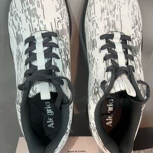 Alegria N8ture White